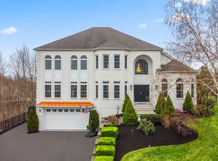 8 Powderkeg Way, Saugus, MA 01906