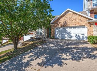 331 Carmel Valley Way, Saint Robert, MO 65584