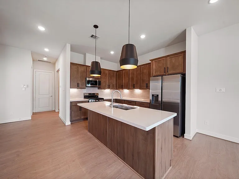 1518 Colonial Gorge Dr — Photo 8