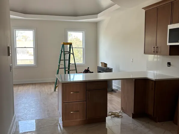 802 Broadway image 1 of 8