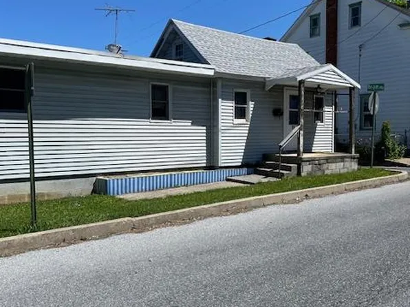 21 Folmer St, Lebanon, PA 17042