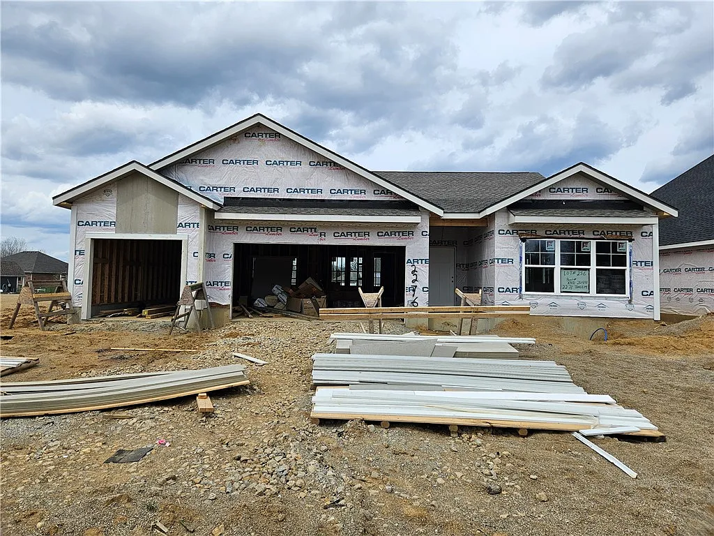 2276 Tandem Dr photo 1