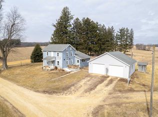 3651 N Brookville Rd, Forreston, IL 61030