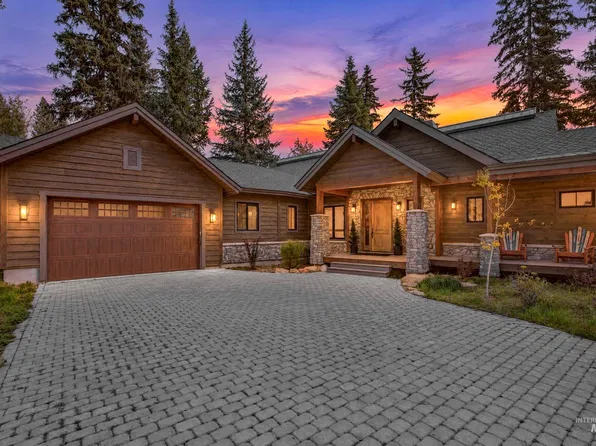 86 Sugarloaf Ct, Donnelly, ID 83615