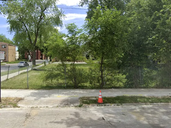 6401 S Vernon Ave, Chicago, IL 60637