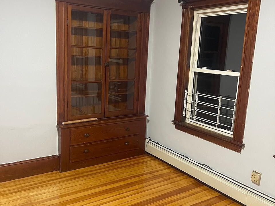 403405 High St Lawrence MA Zillow