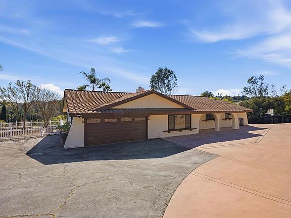 2nd image of 358 Spanish Spur