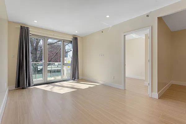 Rented by Elegran | media 2