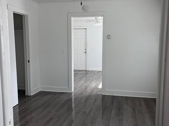 5th image of 424 N Broadway St #424