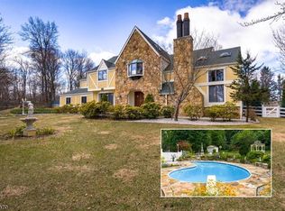 26 Wilshire Dr, Sparta, NJ 07871