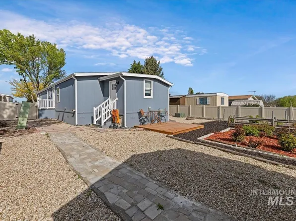 8426 S Blue Heaven Ln, Boise, ID 83716