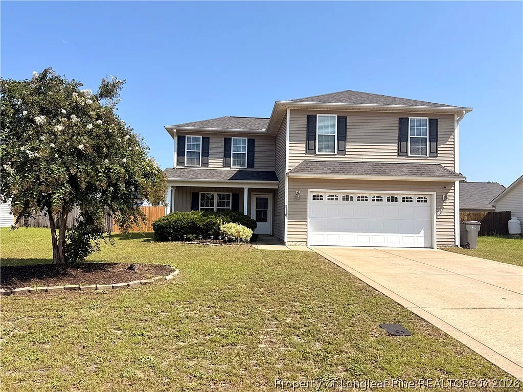 4 bed, 2.5 bath, 1982 sqft, $2,250 — Photo 1