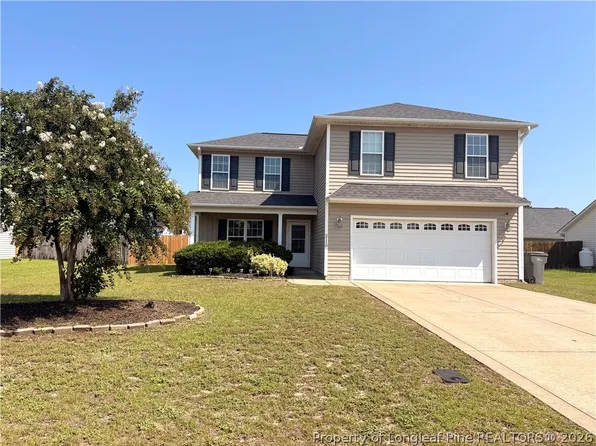 2110 Queen Elizabeth Ln, Hope Mills, NC 28348