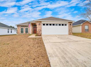 3944 Omega St, Pace, FL 32571