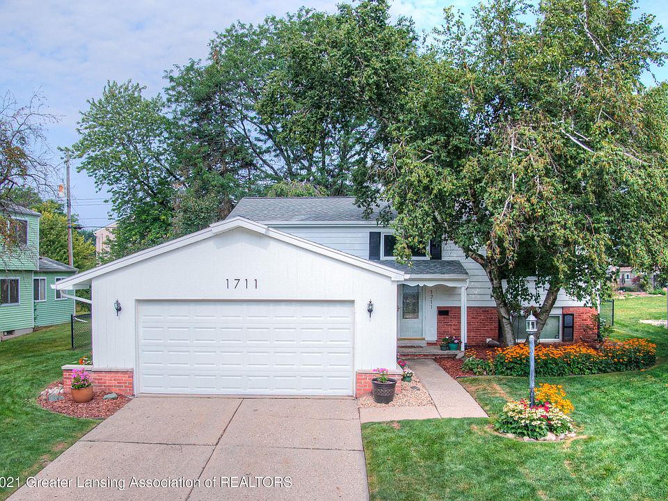 1st image of 1711 N Hayford Ave