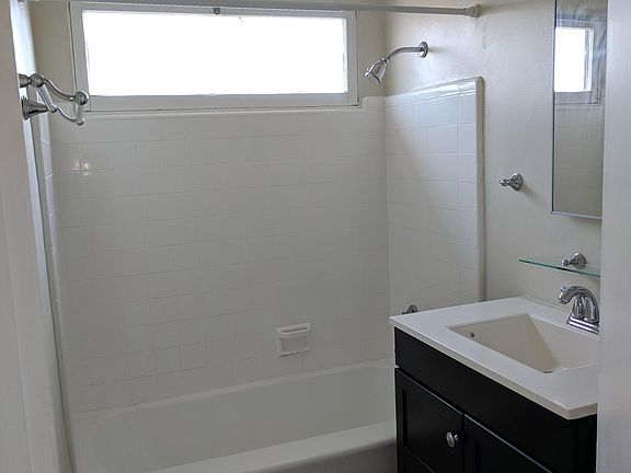 2nd image of 3314 Mission Blvd APT 6
