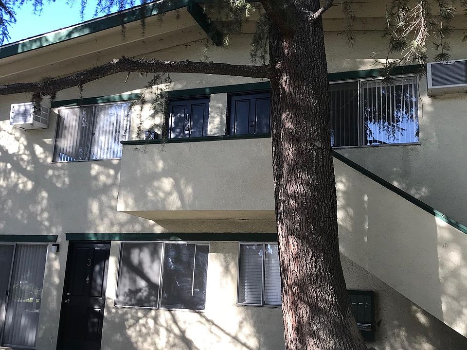 1st image of 521 N Hill Ave APT 4