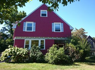 25 Stratford St, West Roxbury, MA 02132
