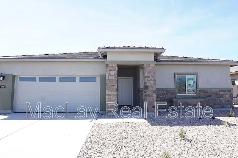 4027 N Ghost Hollow Way