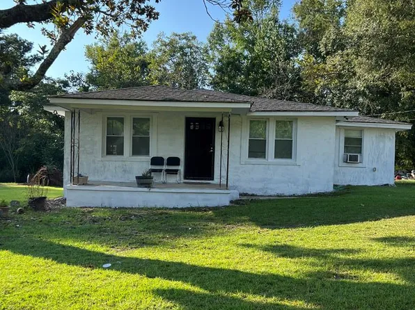 19 Rosemount Cir, Phenix City, AL 36869