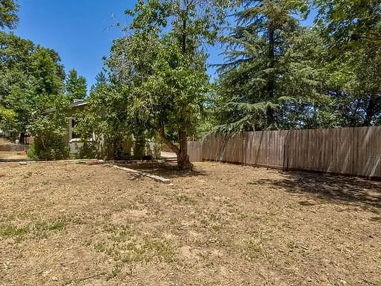 4180 Northwood Dr — Photo 7