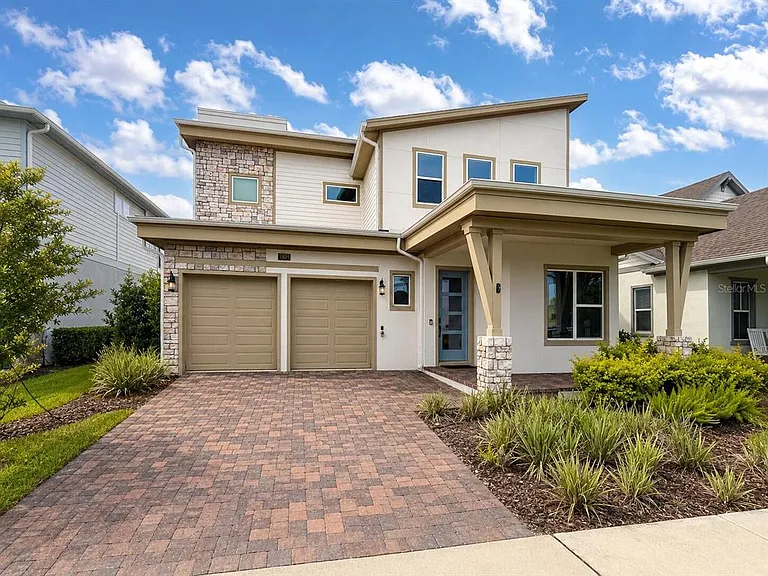13629 McMillan Dr — Photo 2