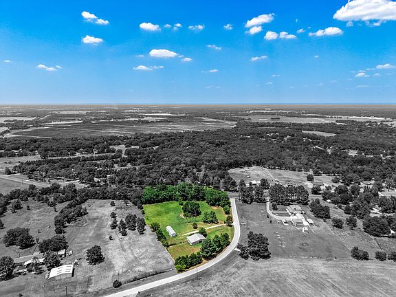 5th image of 16488 Ranchette Rd