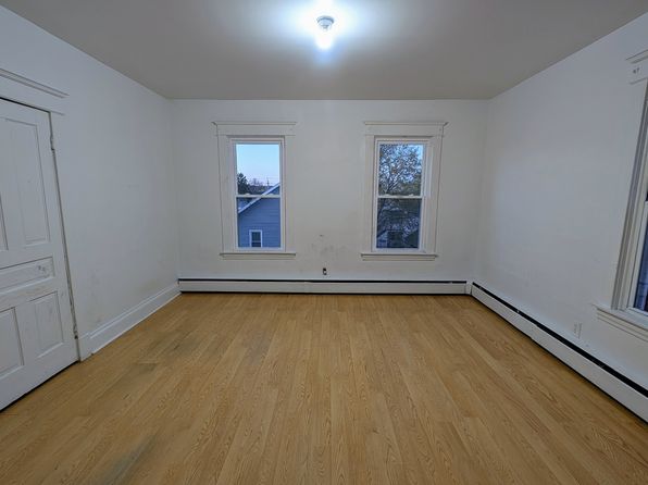 45 Greenwood Ave FLOOR 3