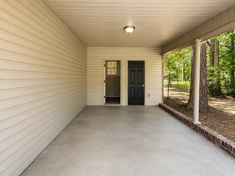 307 Christopher Cir — Photo 5