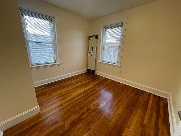 73 Thatcher St #304 — Photo 6