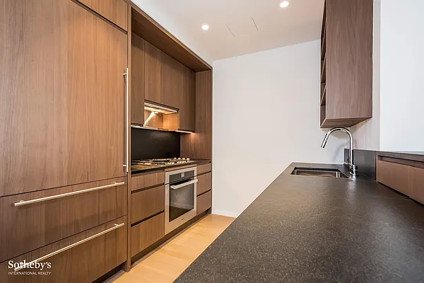 Rented by Sotheby's International Realty | media 4