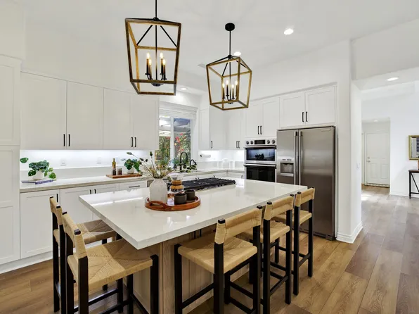 7073 Surfbird Cir, Carlsbad, CA 92011