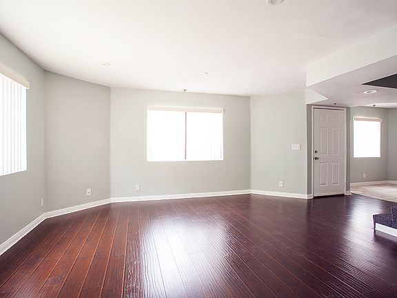 4th image of 2340 N Ontario St #B