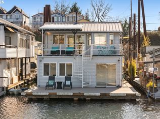 225 N Bridgeton Rd, Portland, OR 97217