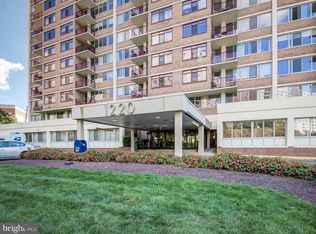 1220 Blair Mill Rd APT 902, Silver Spring, MD 20910