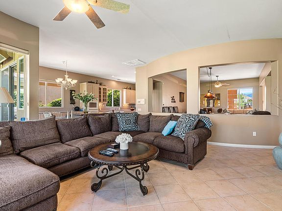 3rd image of 44704 Alexandria Vale