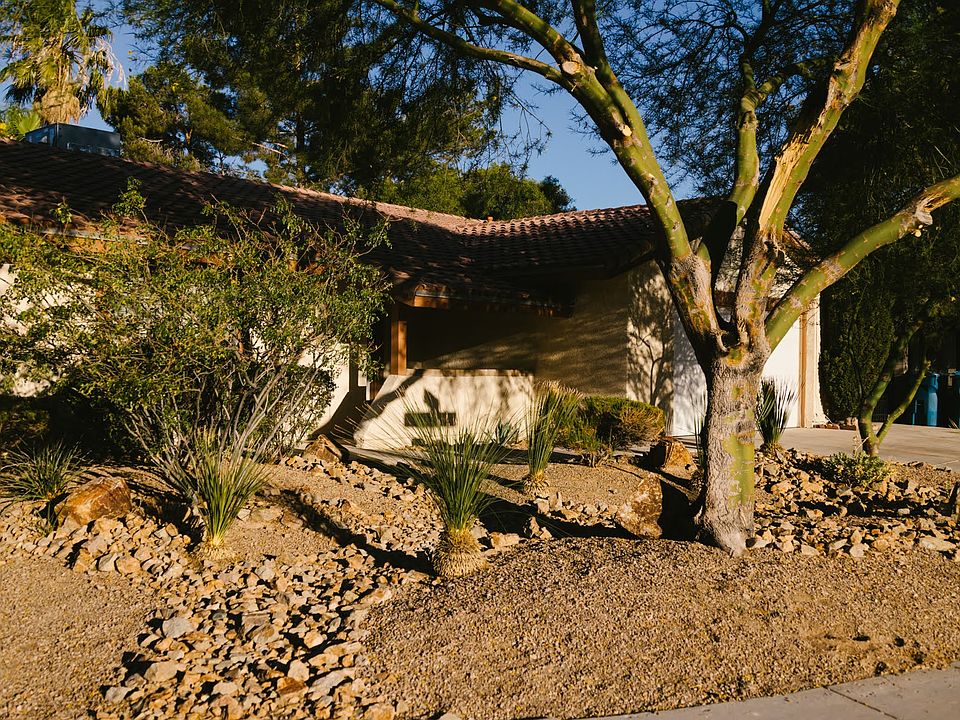 1st image of 3942 Avocado Dr