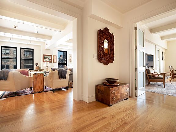 2nd image of 308 E 79th St #16AB