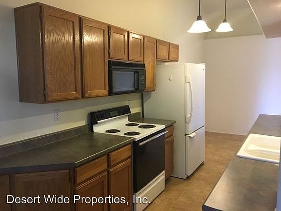 4th image of 9131 N 68th Dr