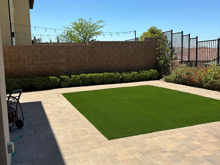 12015 Estrella Pl — Photo 28