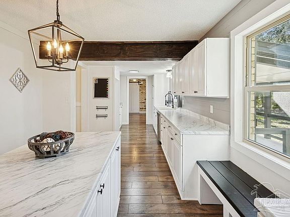 3rd image of 10841A Luker Way