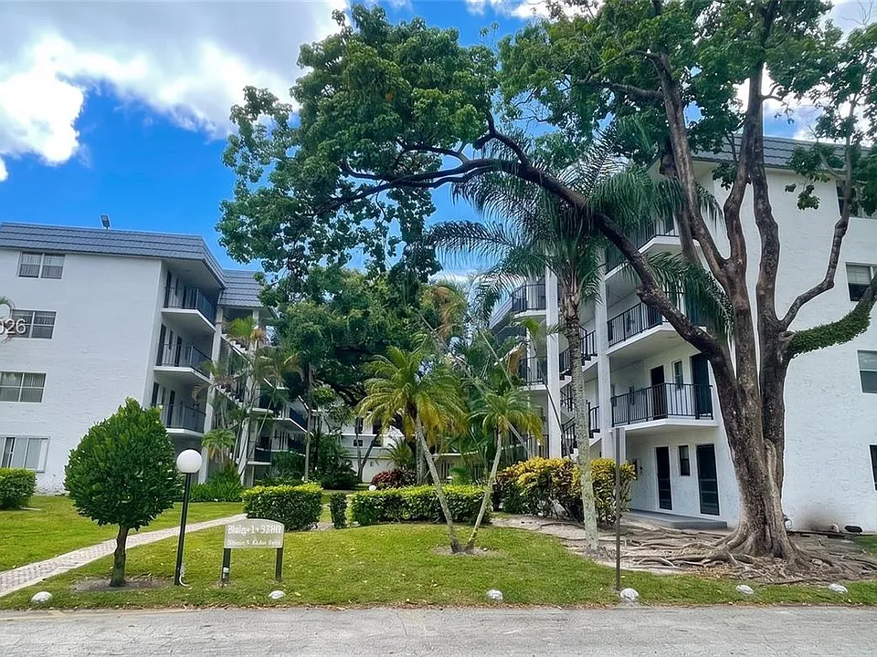 3280 Spanish Moss Ter #103