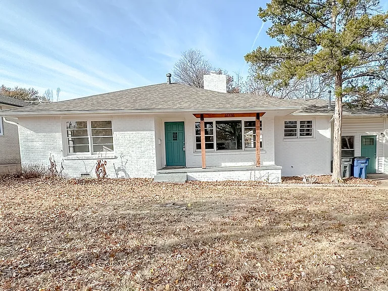 4004 S Toledo Ave — Photo 2