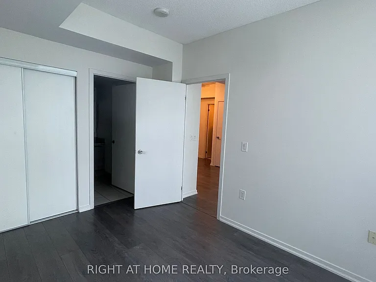 36 Lisgar St #Penthouse 03W — Photo 8