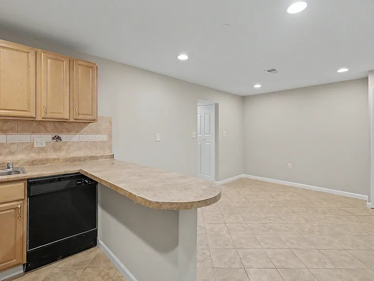 9625 Lindenbrook St — Photo 13