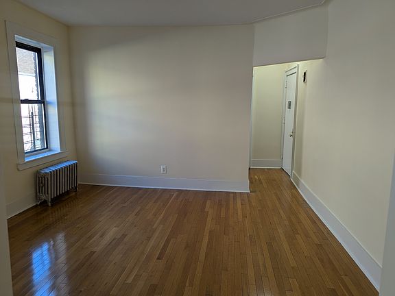 4th image of 3225 93rd St #B16