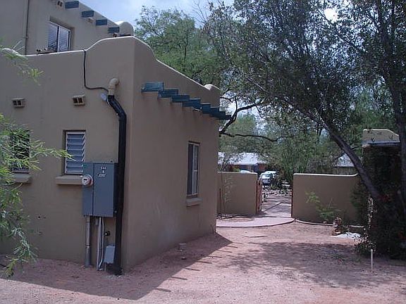 4th image of 944 N Jerrie Ave