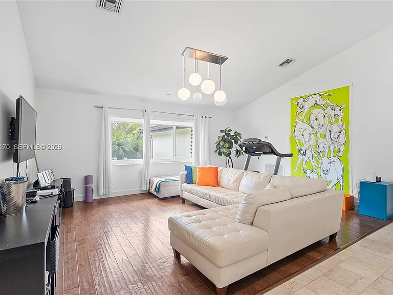 9717 SW 111th Ter — Photo 12