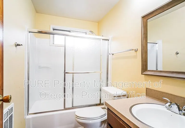 3510 SE Sherry Ln #5 — Photo 16