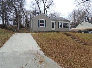 817 NE 46th St, Kansas City, MO 64116